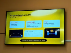 monitor mostra una presentazione